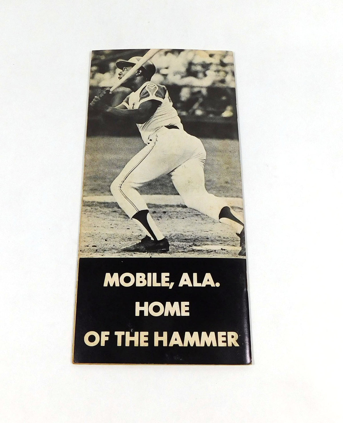 Lot of (5) 1974 Hank Aaron Baseball Media Guides Pic2