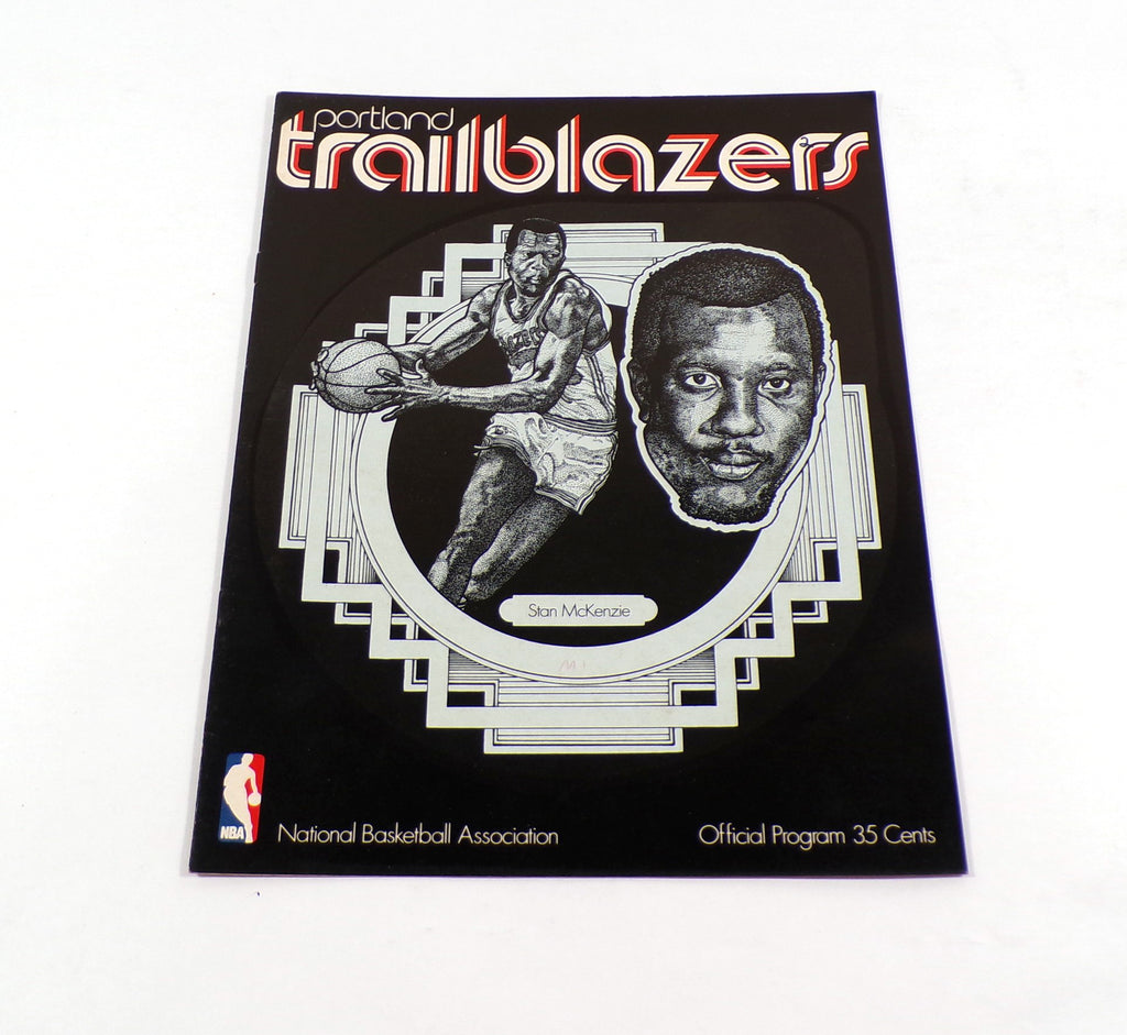 1973-74 Milwaukee Bucks at Portland Trail Blazers NBA Basketball Program Cover A