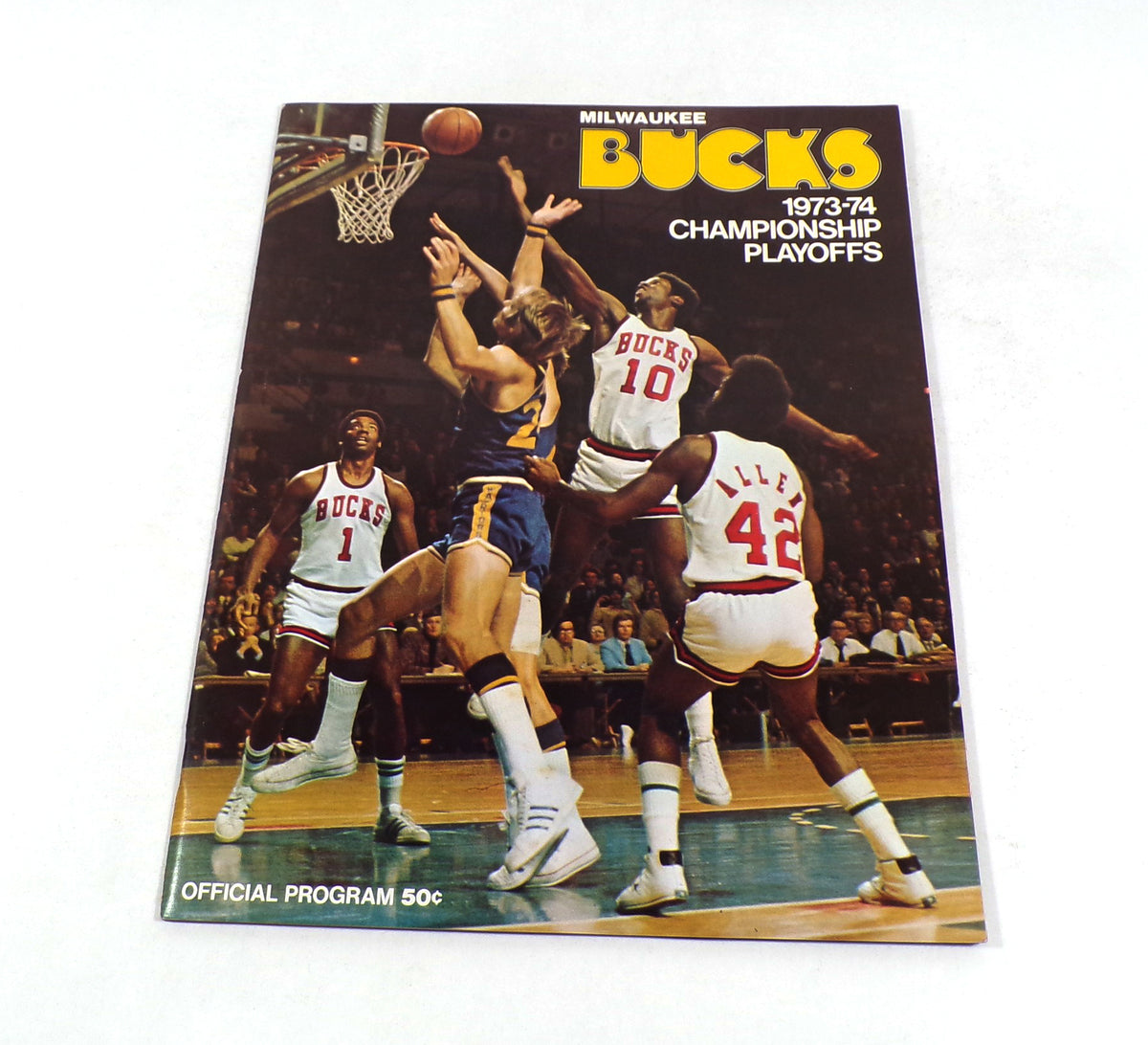 1973-74 Chicago Bulls at Milwaukee Bucks NBA Basketball Playoff Program 4-20-74