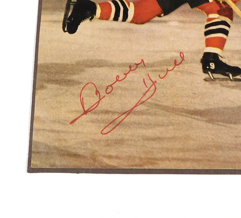 Bobby Hull Signed 8 x 10 Color Magazine Photo Blackhawks JSA Auto AV69204 Pic2