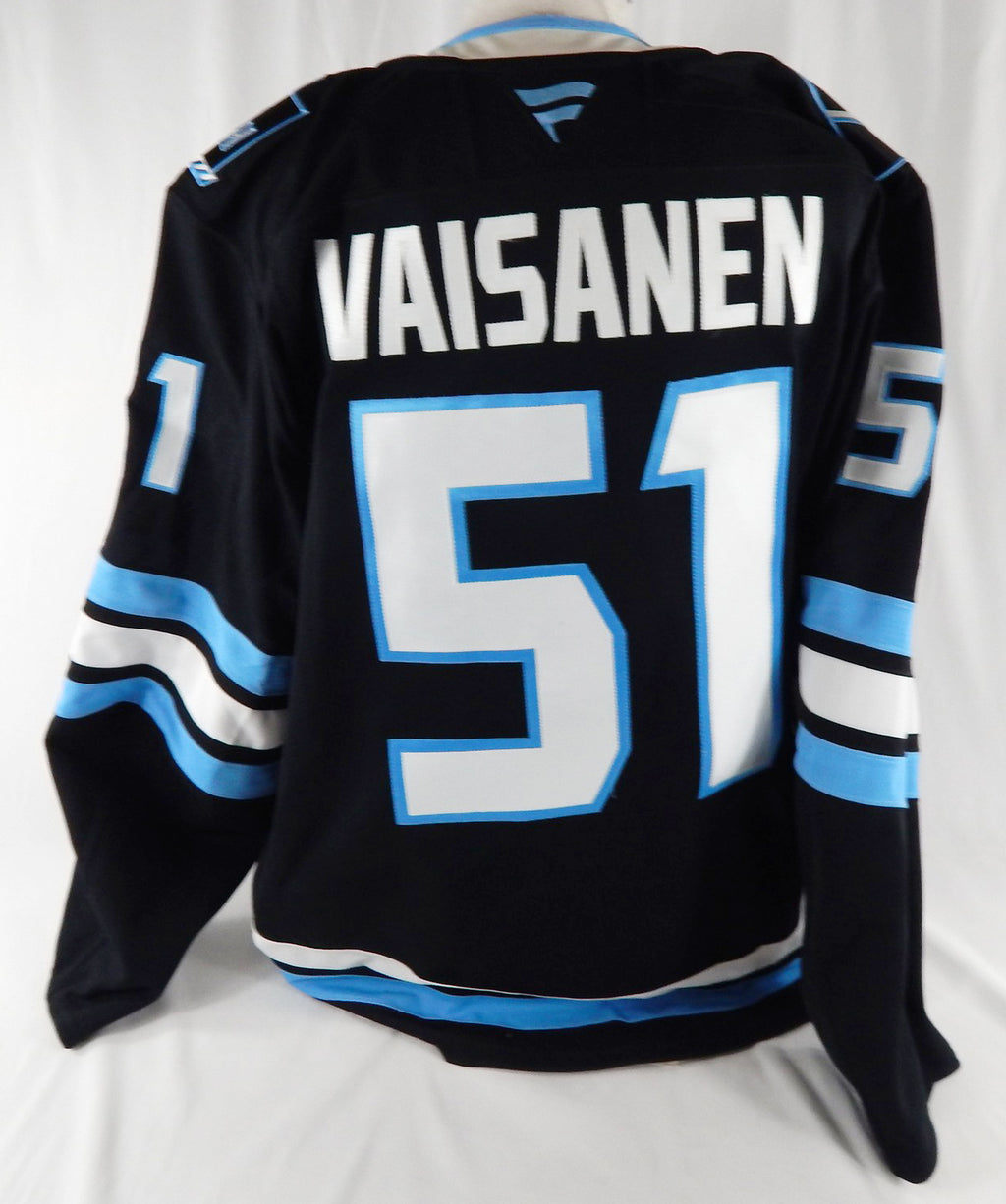 2025-26 Utah Mammoth Veeti Vaisanen #51 Game Used Black Jersey 56 356 Pic2