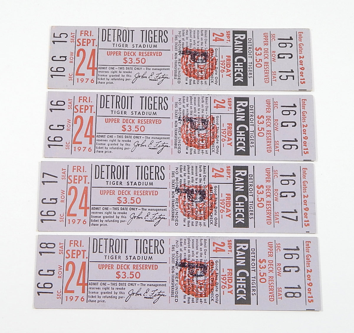 Lot of (4) 1976 Detroit Tigers vs New York Yankees 9/24/76 Full Tickets