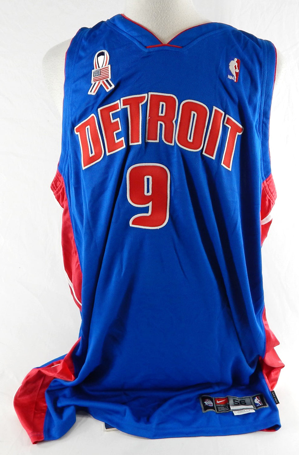 2001-02 Detroit Pistons Victor Alexander #9 Game Issued Blue Jersey 911 Patch 9
