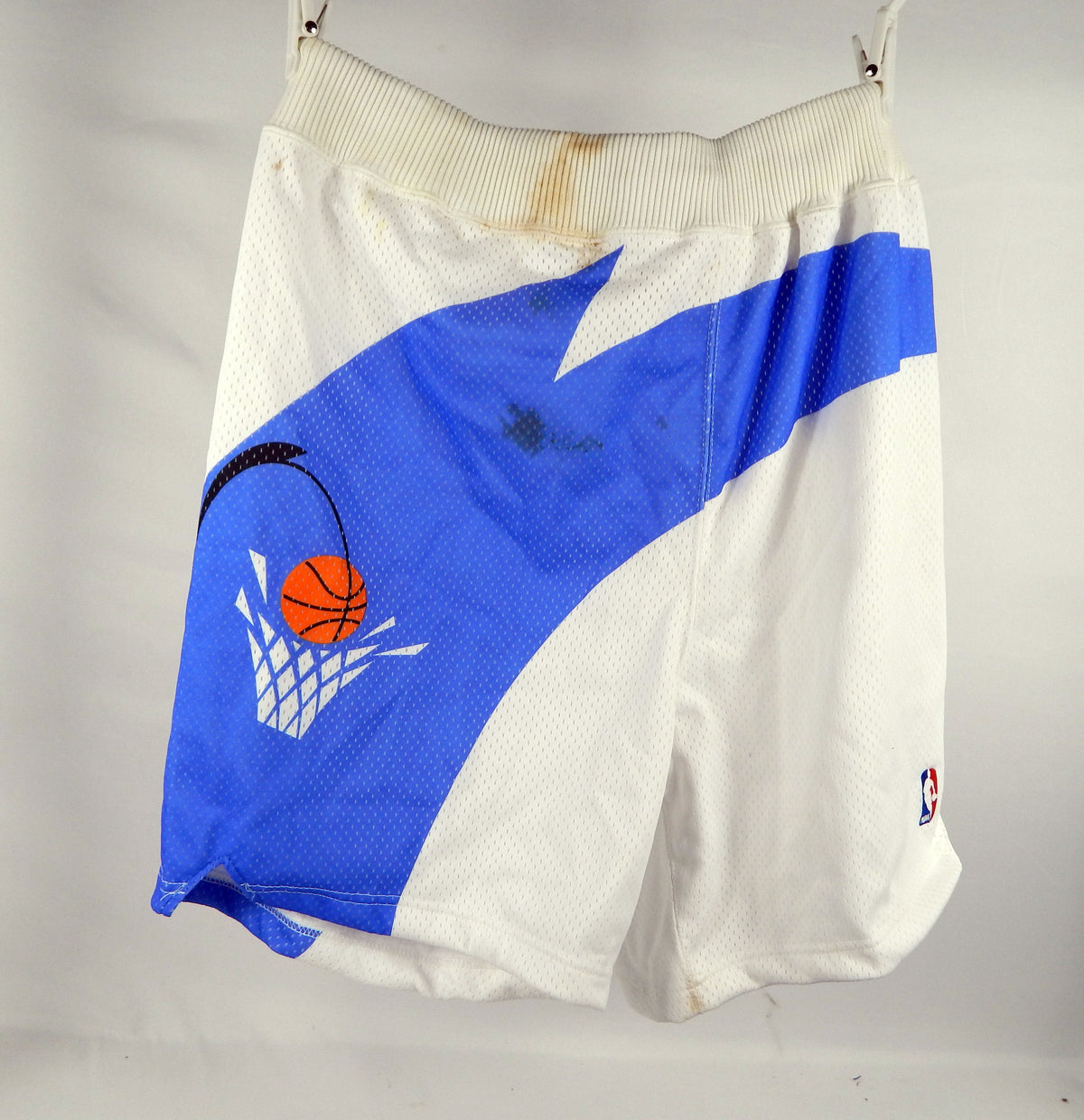 1994-95 Cleveland Cavaliers Game Issued White Shorts 40 234