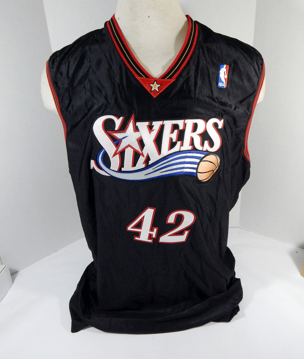 2002-03 Philadelphia 76ers Jones #42 Game Issued Black Jersey 52 DP37471