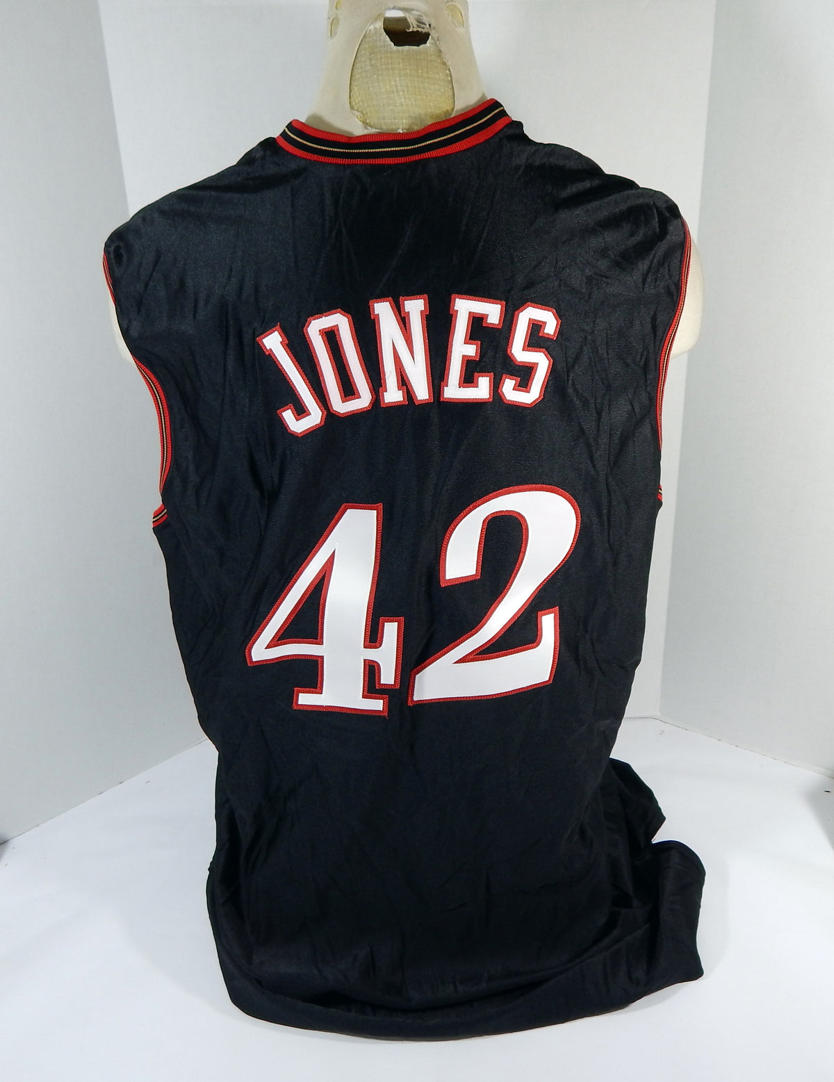 2002-03 Philadelphia 76ers Jones #42 Game Issued Black Jersey 52 DP37471 Pic2