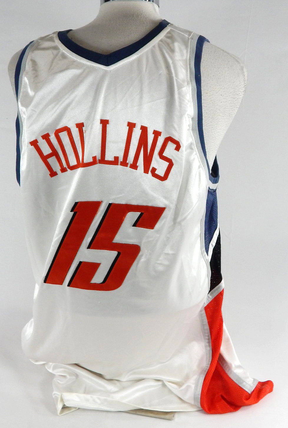 2007-08 Charlotte Bobcats Ryan Hollins #15 Game Issued White Jersey 5 Patch 52 1 Pic2