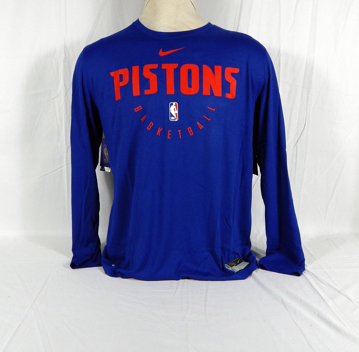 2018-19 Detroit Pistons Team Issued Blue Long Sleeve Training Shirt Nike XL 55S