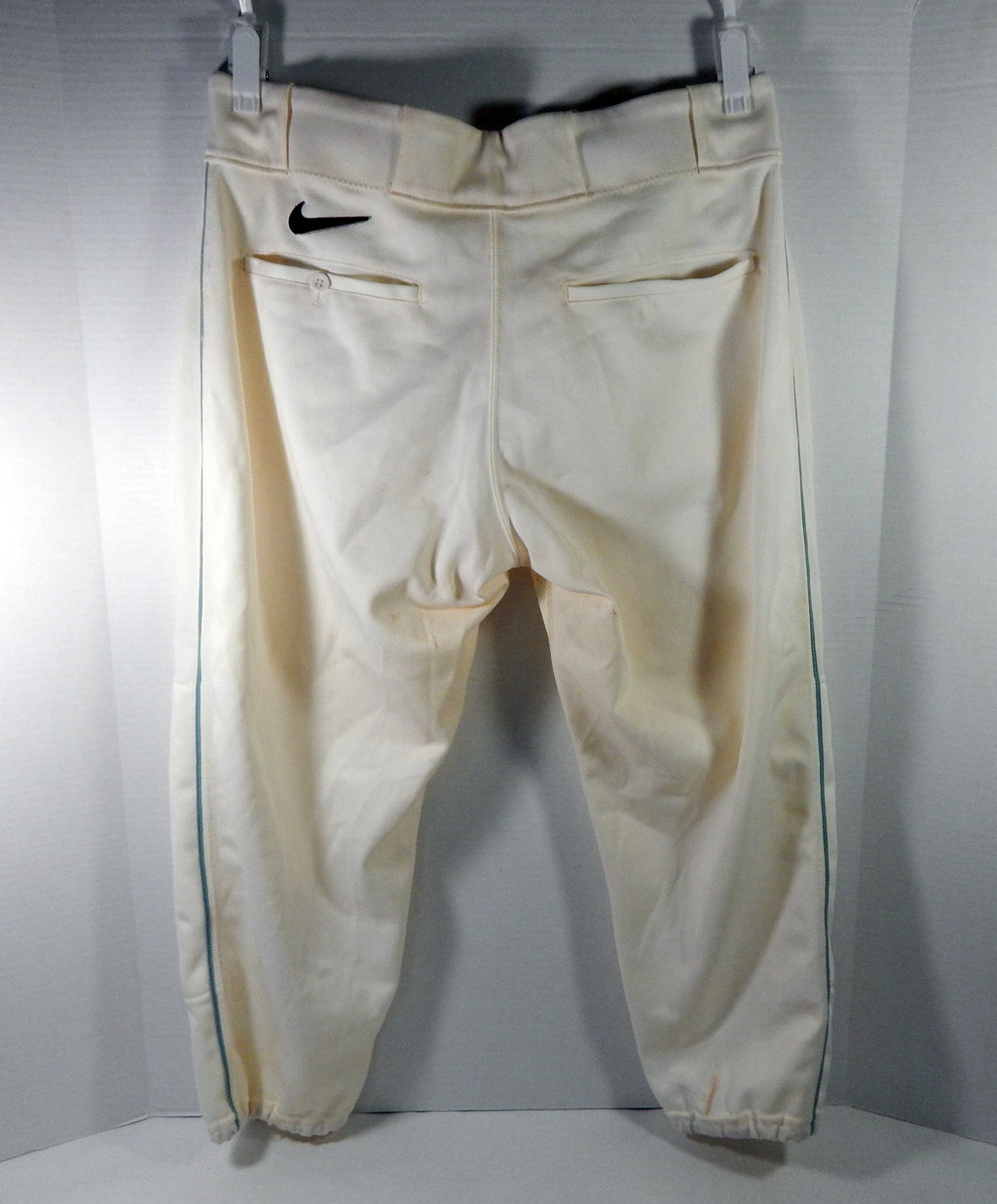 North Carolina Tar Heels UNC Causey #16 Game Used White Pants Softball 34 317 Pic2
