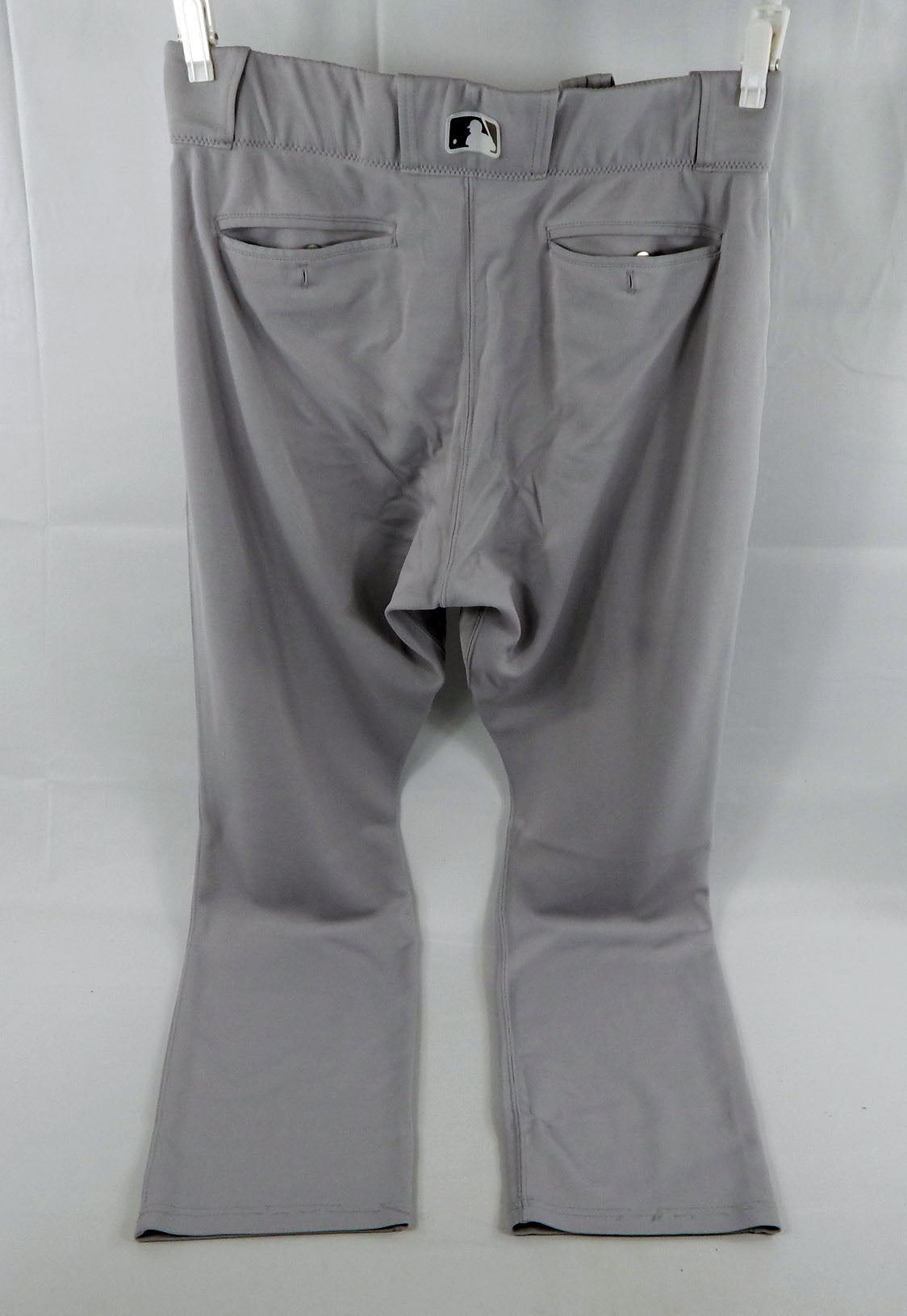 2018 New York Yankees Phil Nevin #35 Game Used Grey Pants 38 717 Pic2