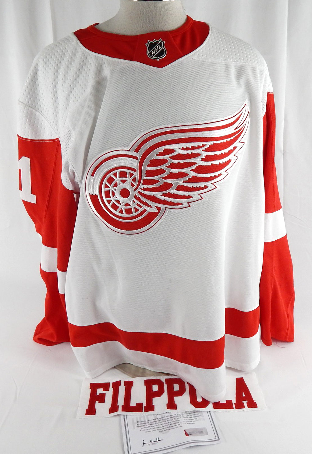 2017-23 Detroit Red Wings Viro Valtteri Filppula #51 Game Used White Jersey 7
