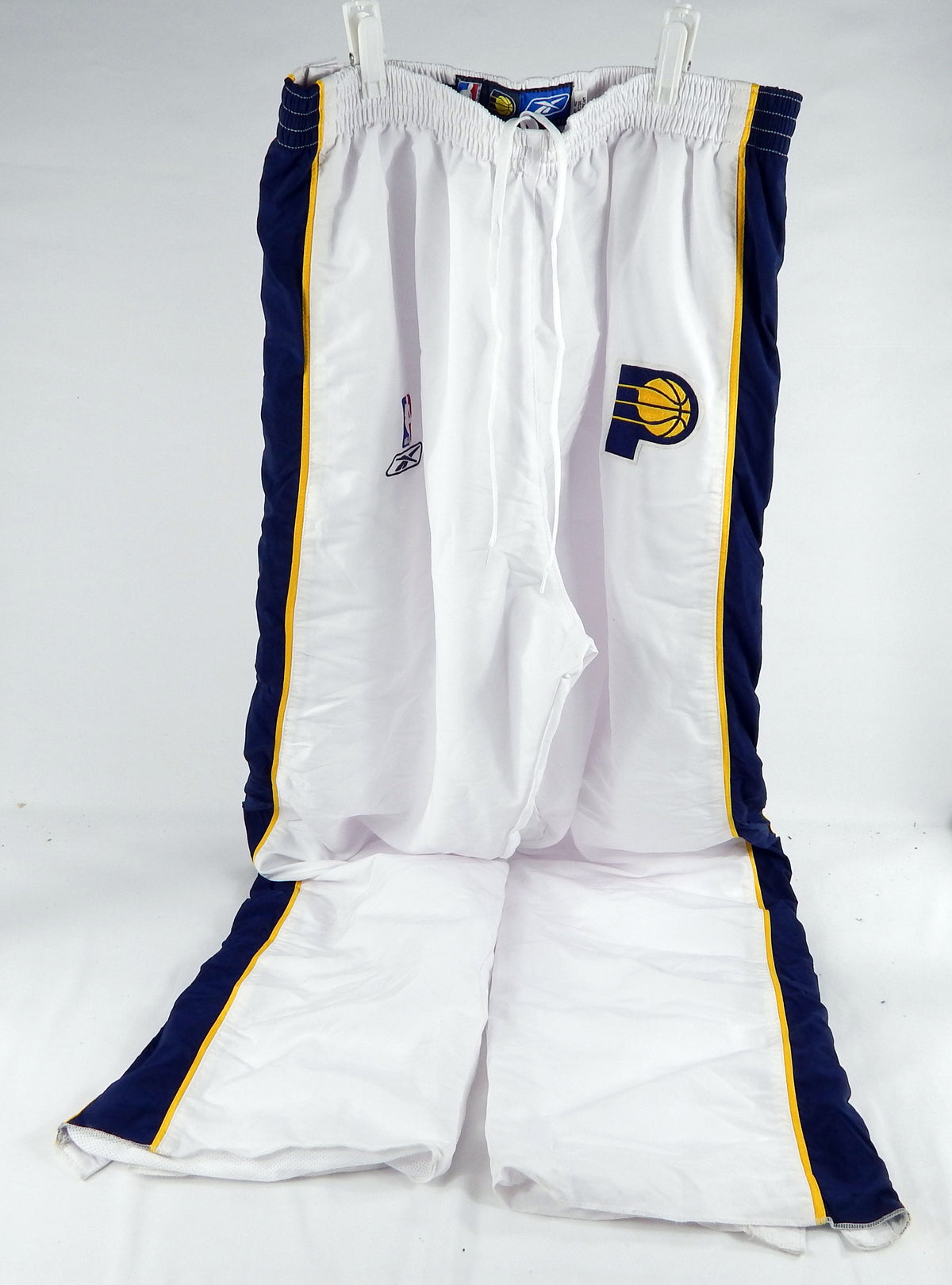 2000s Indiana Pacers Game Issued White Pants 38 DP70813
