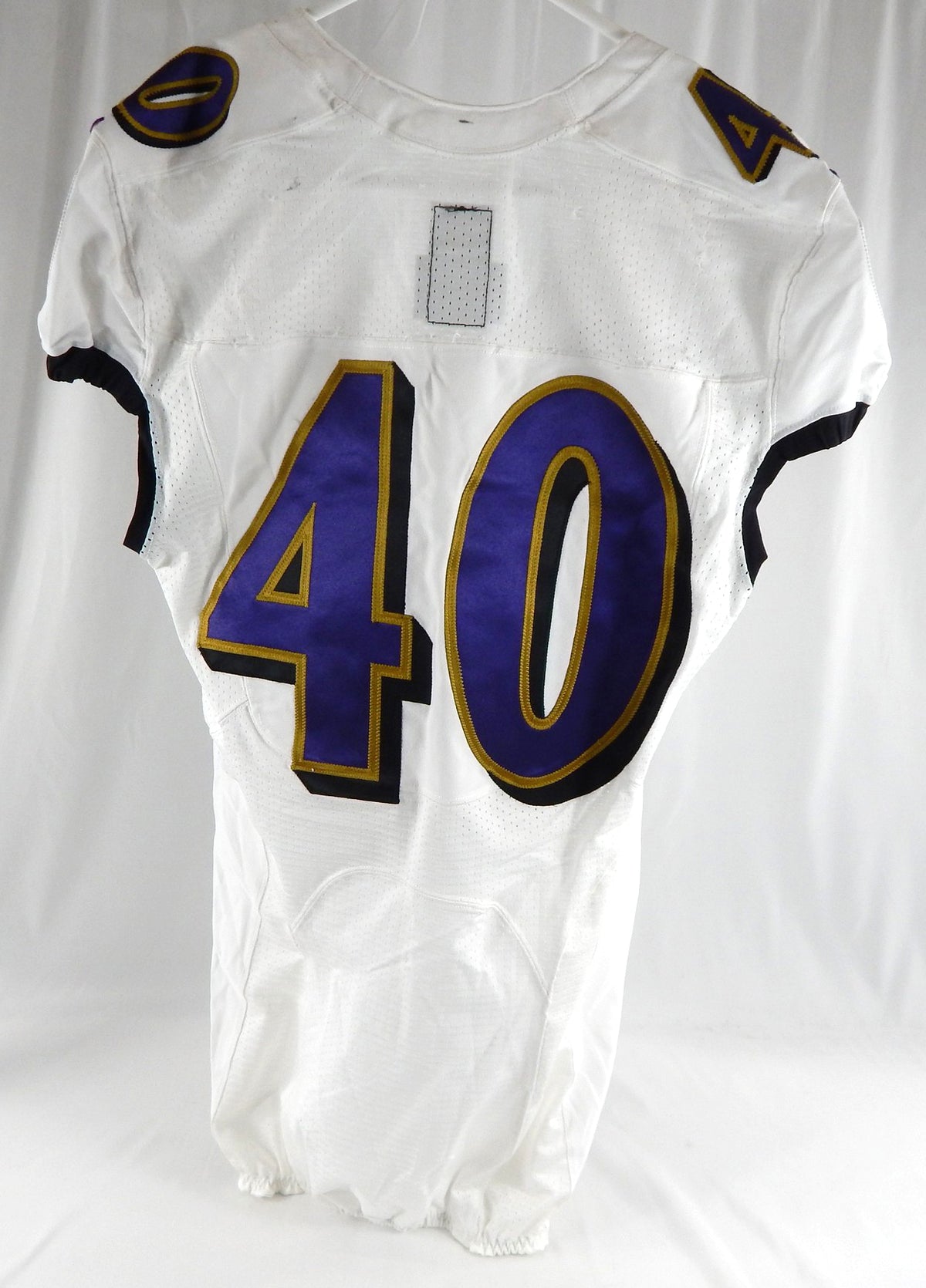 2022 Baltimore Ravens #40 Game Used White Practice Jersey Ford and Badge  P 8 Pic2