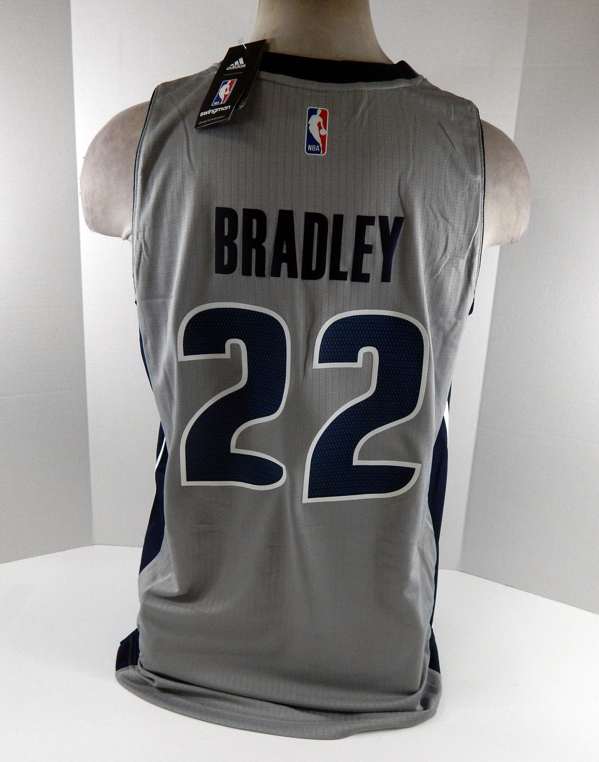 2016 Mens Detroit Pistons Avery Bradley #22 Swingman Grey Jersey Adidas NWT L 7S Pic2