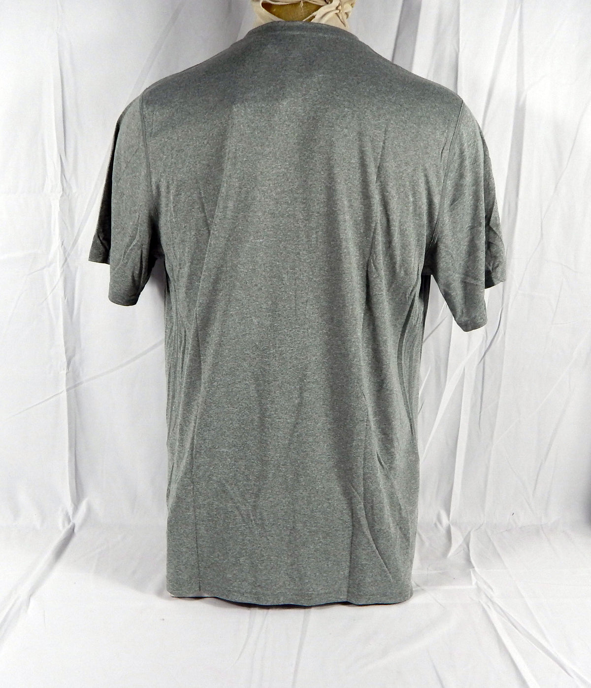 2021-22 Detroit Pistons Team Issued Grey Training Shirt Nike DA9432-063 XL 82S Pic2
