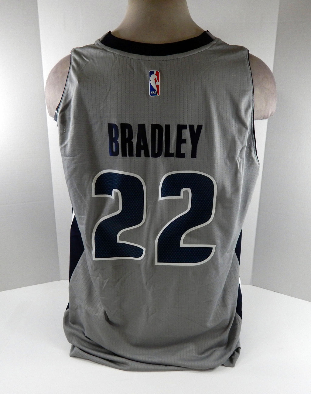 2016 Men Detroit Pistons Avery Bradley #22 Swingman Grey Jersey Adidas NWT 2XL 9 Pic2