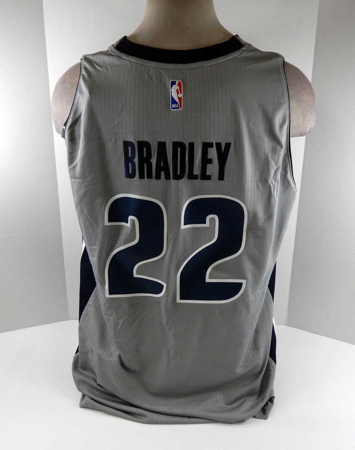 2016 Men Detroit Pistons Avery Bradley #22 Swingman Grey Jersey Adidas NWT 2XL 9 Pic2