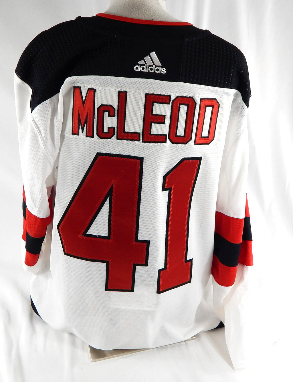 2019-20 New Jersey Devils Michael McLeod #41 Game Used White Jersey Set 3 56 673 Pic2