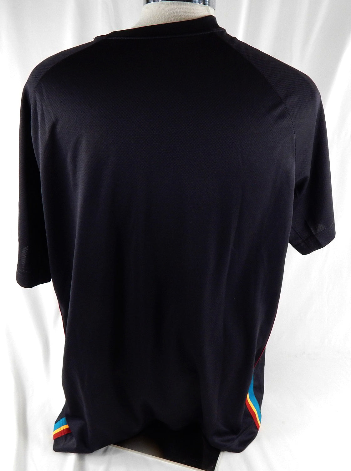2025-26 Detroit Pistons Duncan Robinson #55 Game Used Black Shooting Shirt City2 Pic2