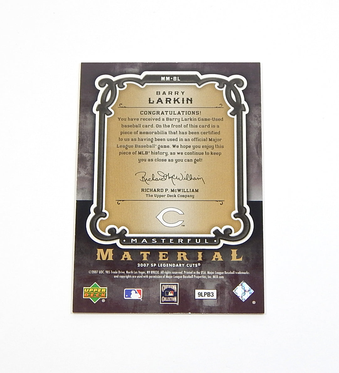 2007 SP Legendary Cuts Masterful Materials Barry Larkin #MM-BL Game Used Bat Pic2