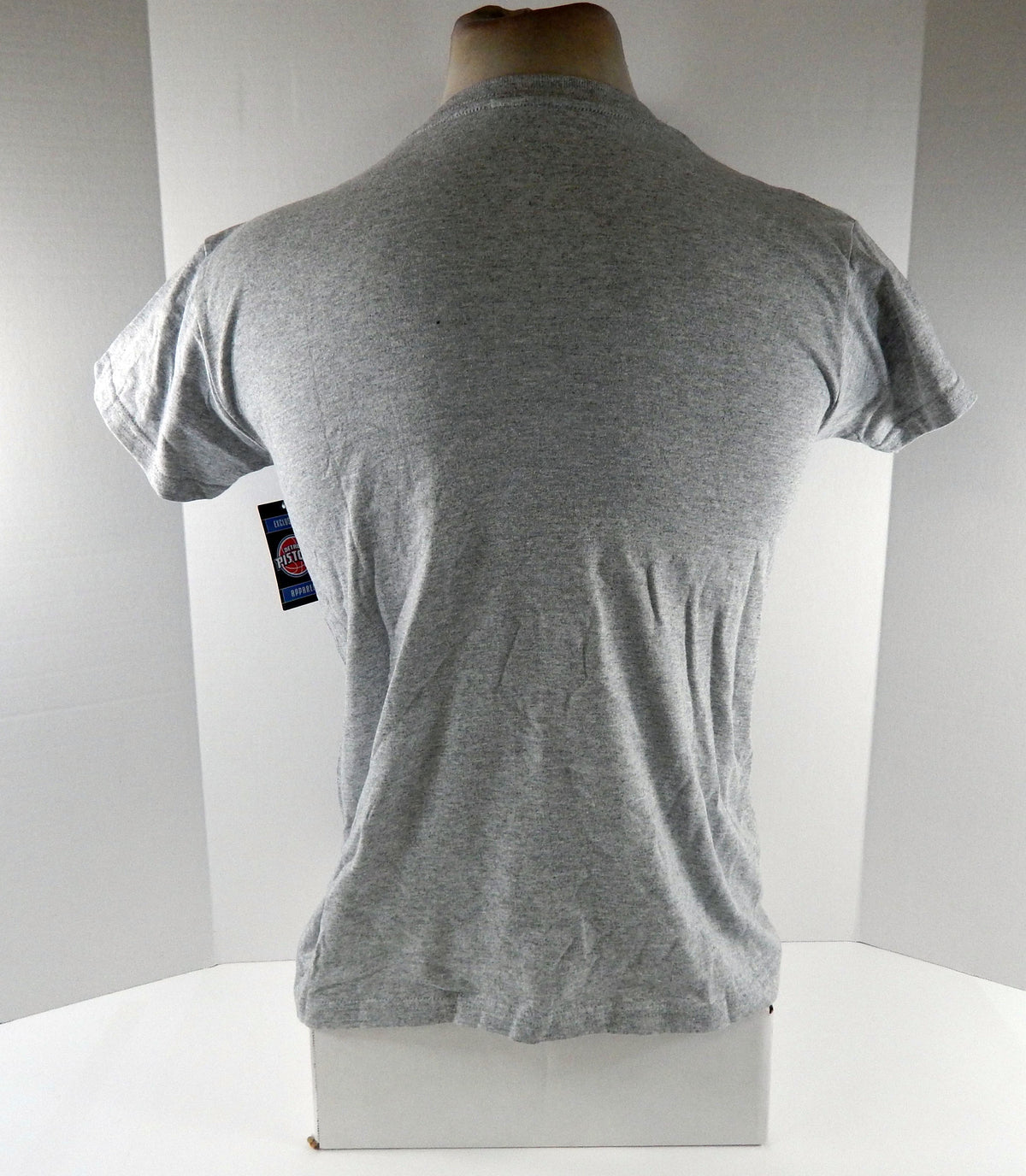 Ladies Detroit Pistons Authentic Grey Shirt NBA Basketball NWT M 08S Pic2