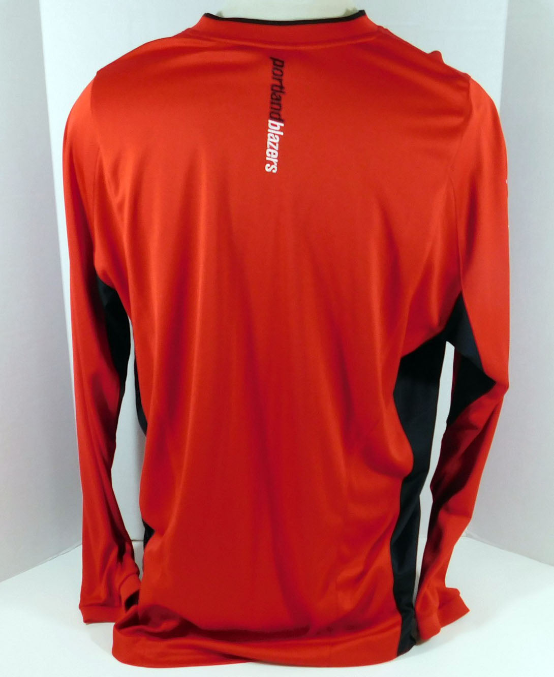 2003-04 Portland Trail Blazers Matt Carroll #31 Game Used Red Shooting Shirt 5 Pic2