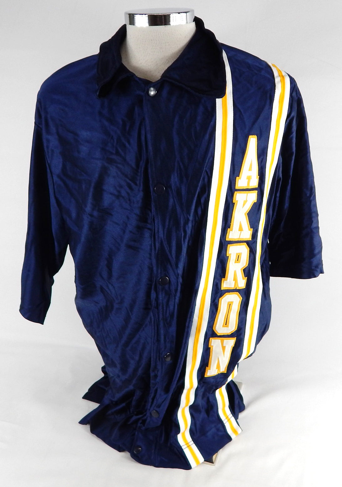 2000s Akron Zips Game Used Navy Shooting Shirt 52 640