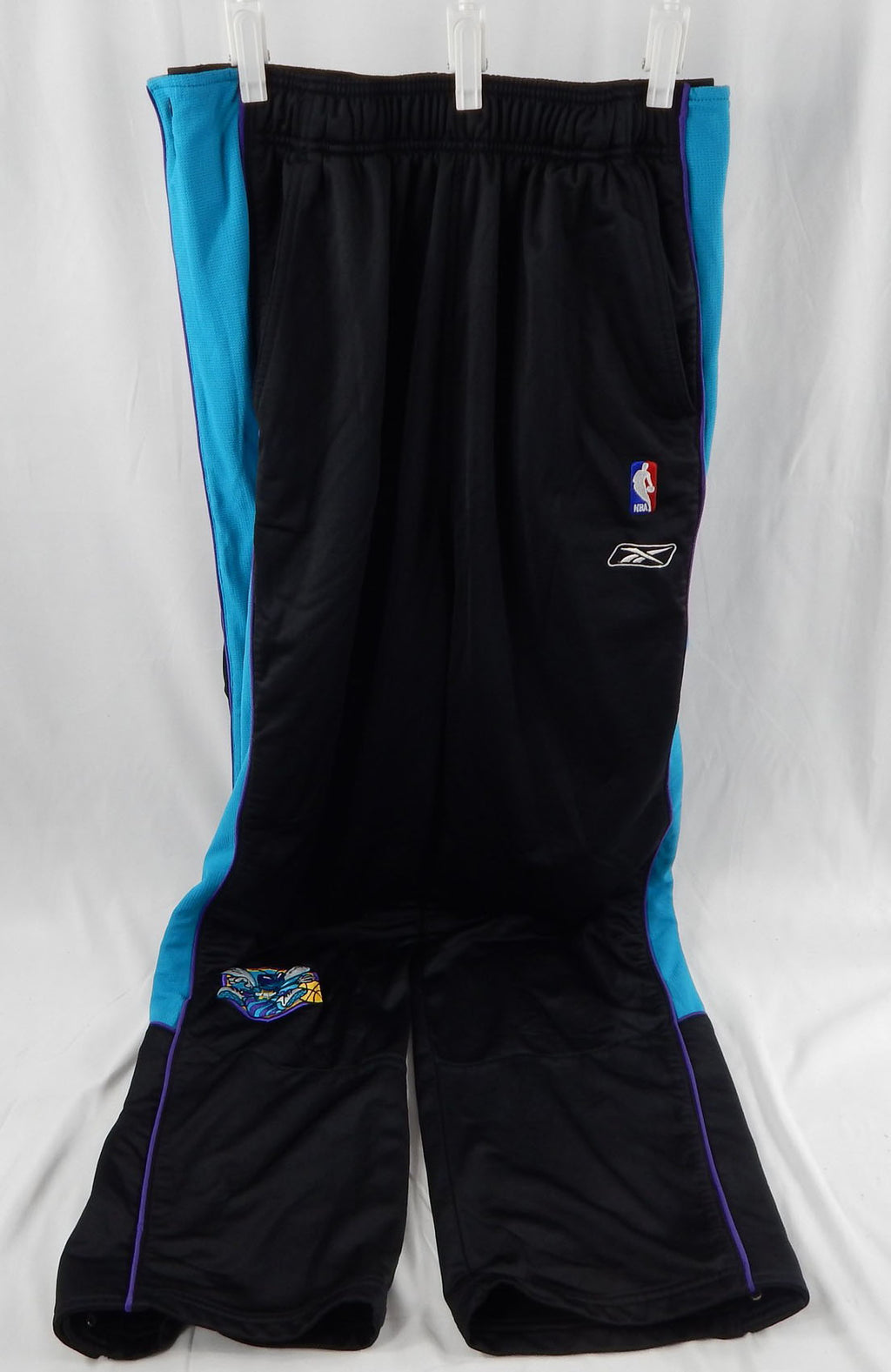 2005-06 New Orleans Hornets Moochie Norris #25 Game Used Black Warm Up Pants 5