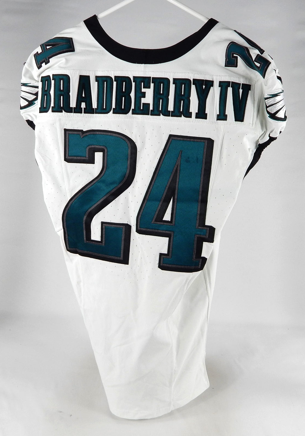 Philadelphia Eagles James Bradberry #24 Game Used White Jersey 42 719 2023