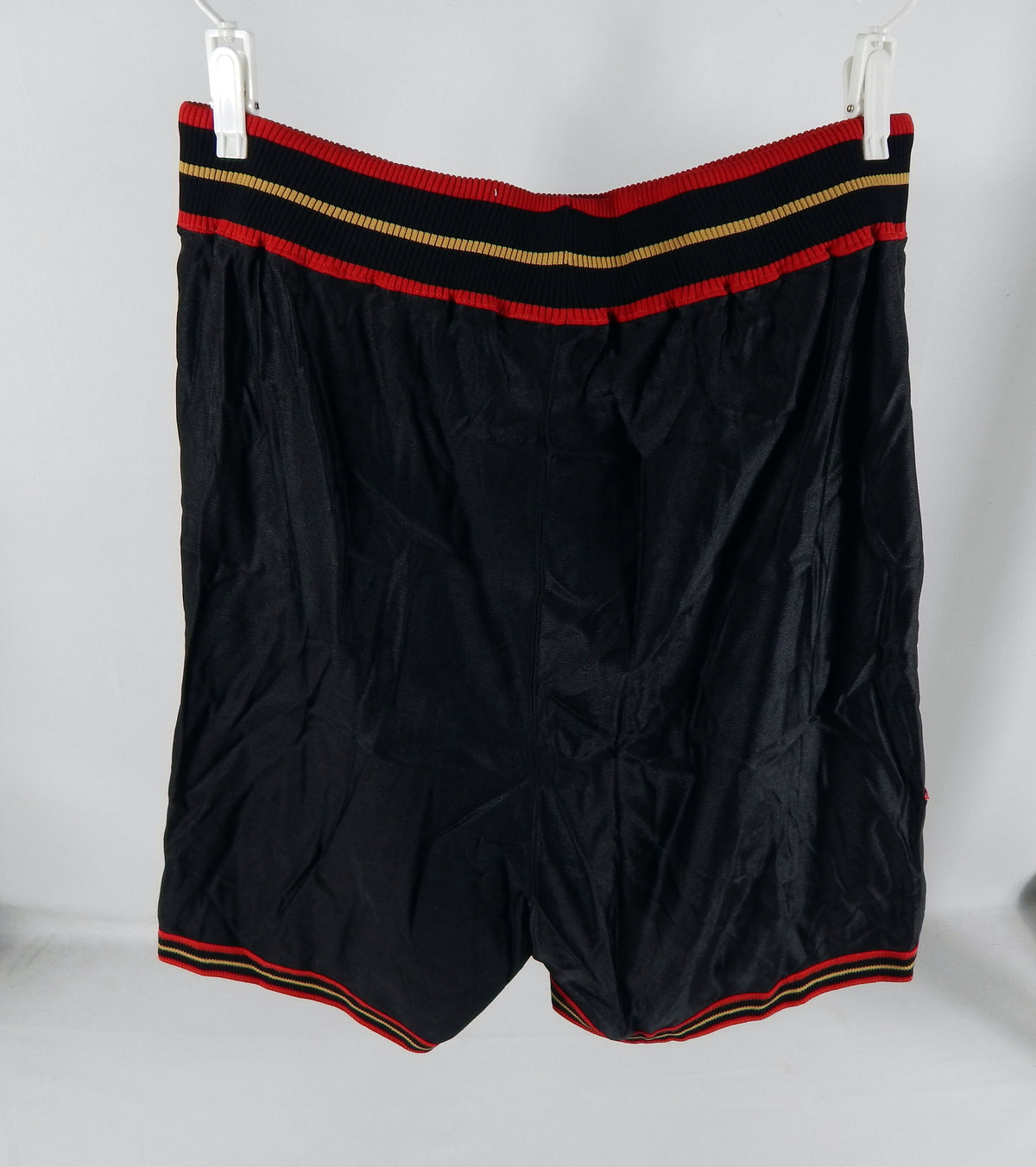 2000s Philadelphia 76ers Game Issued Black Shorts 40 DP72729 Pic2