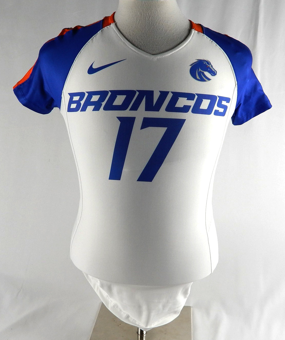 Boise Volleyball 3 State Broncos Joel Akima #17 Game Used White Jersey Womens