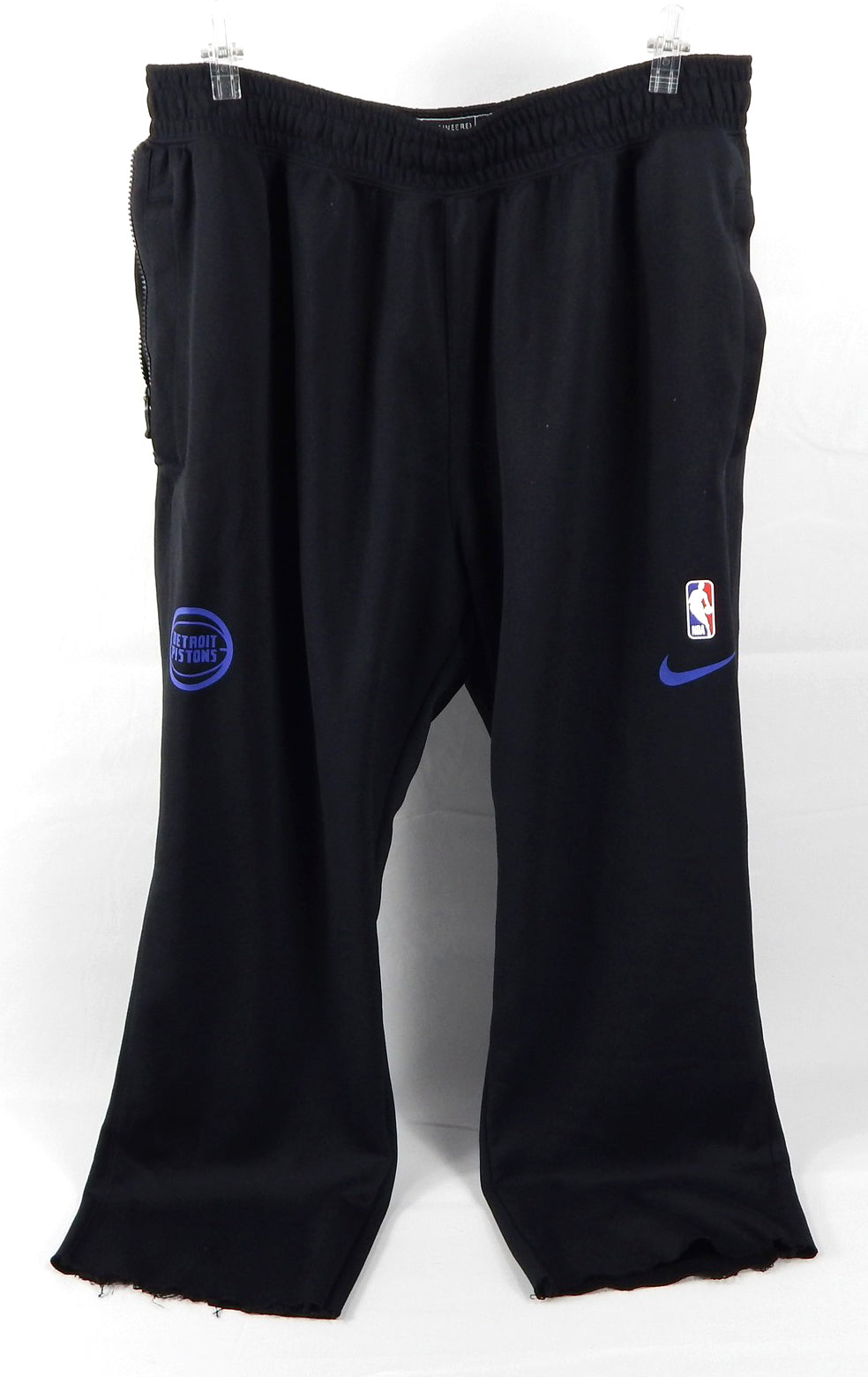 2023-24 Detroit Pistons Jaden Ivey #23 Game Used Black Travel Pants XL 741