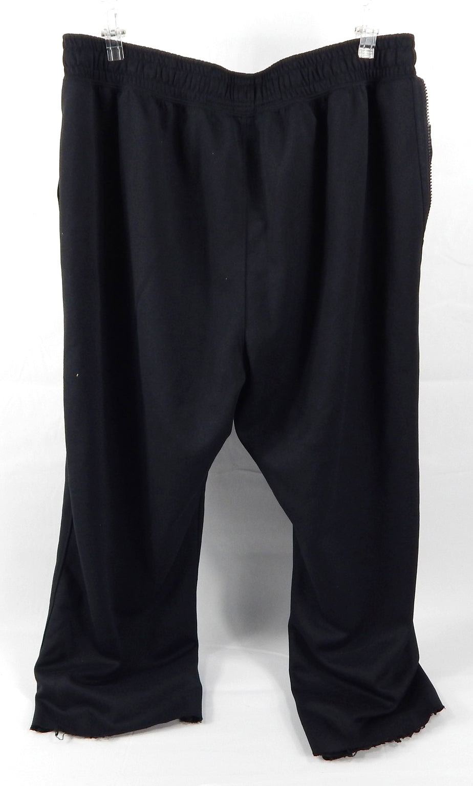 2023-24 Detroit Pistons Jaden Ivey #23 Game Used Black Travel Pants XL 741 Pic2