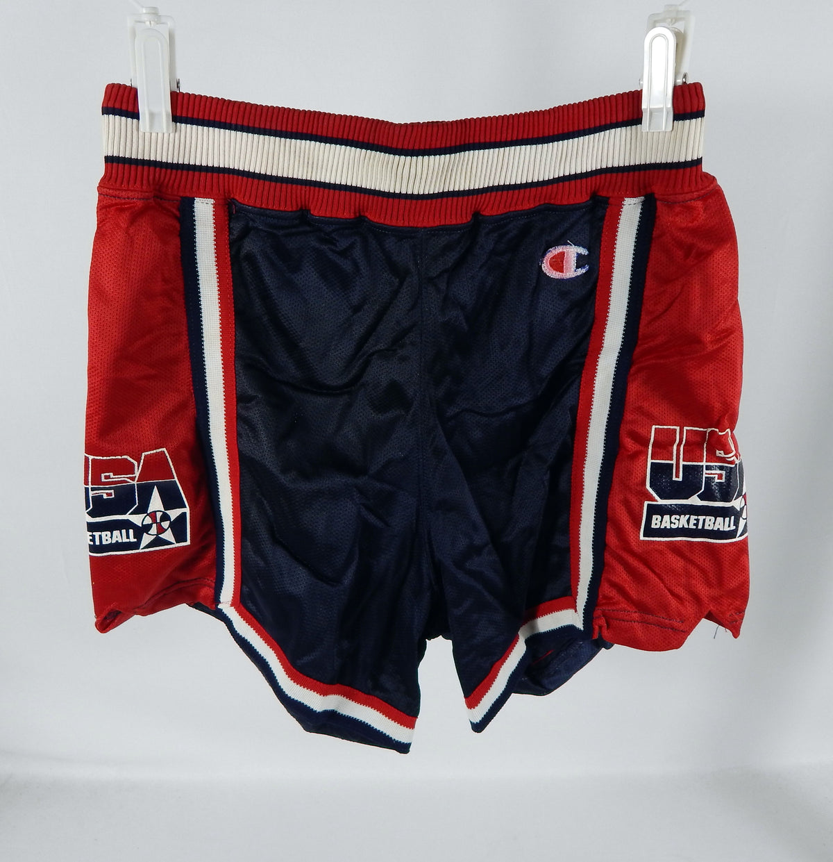 1990s Team USA Basketball Game Issued Red Shorts 32 DP72756