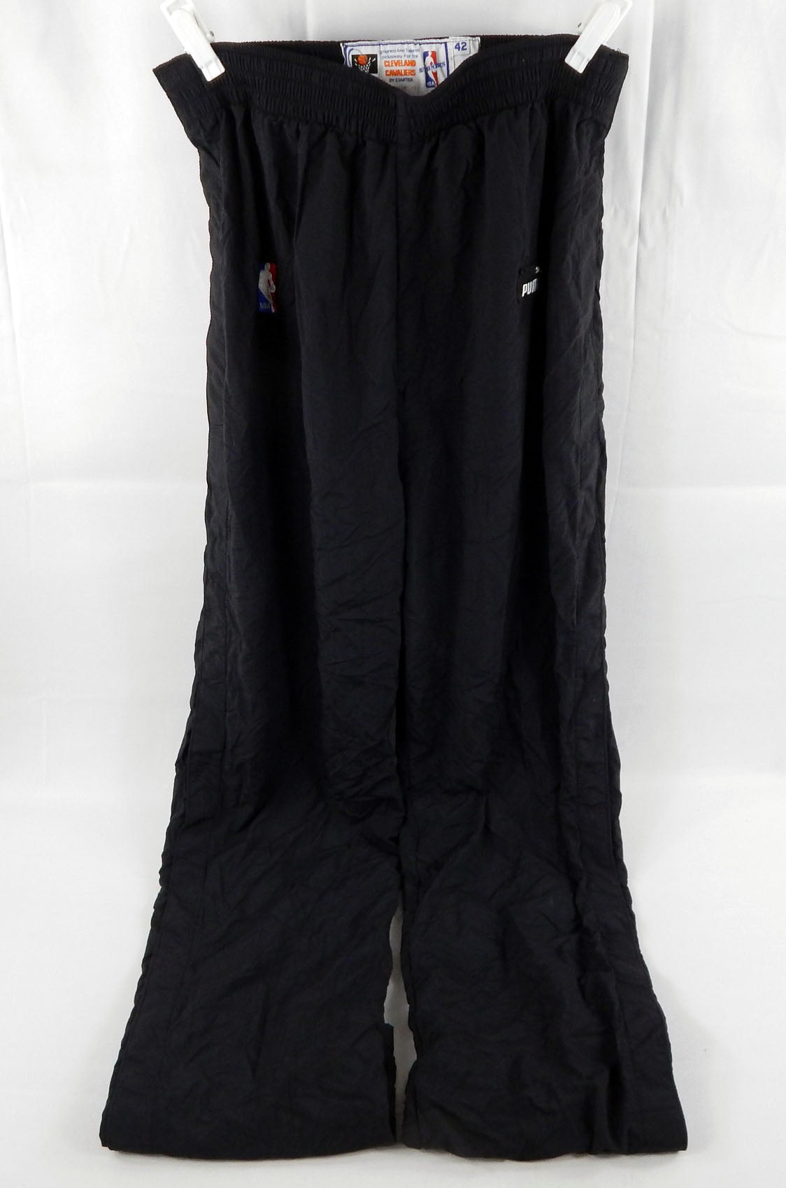 1997-99 Cleveland Cavaliers #56 Game Used Black Warm Up Pants 42 854