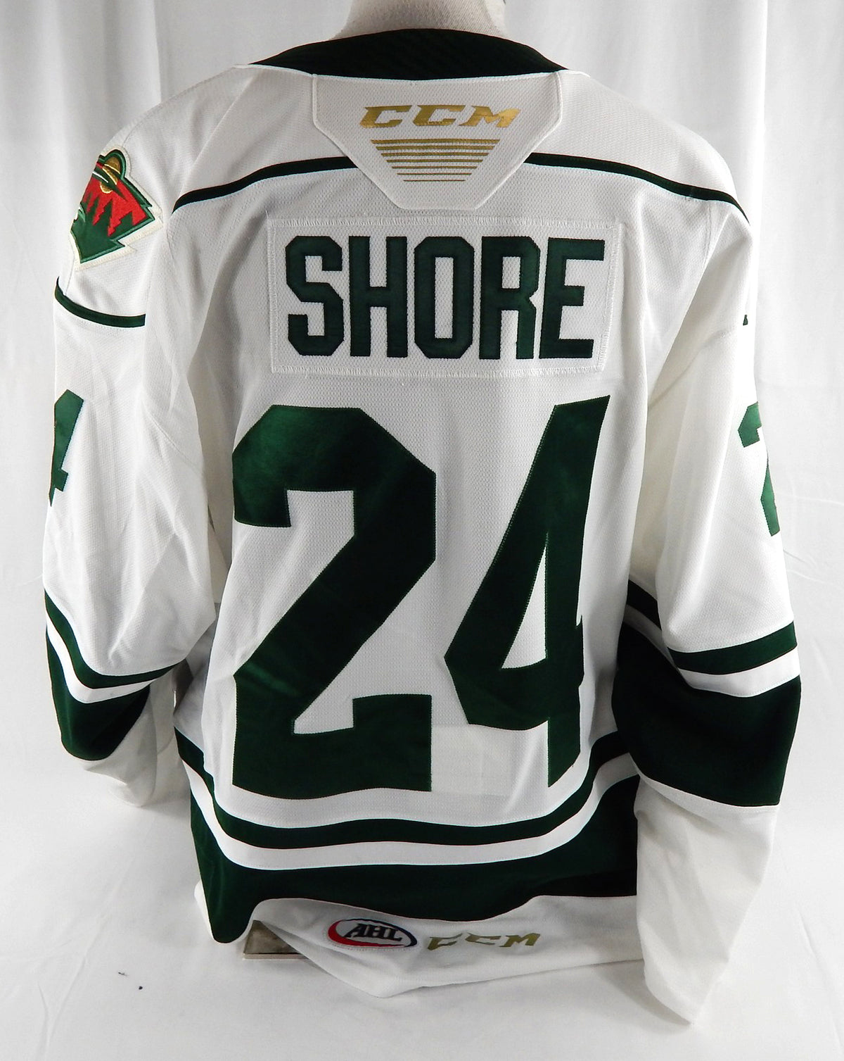 2020-21 Iowa Wild Devin Shore #24 Game Used White Jersey Set 1 56 440 Pic2