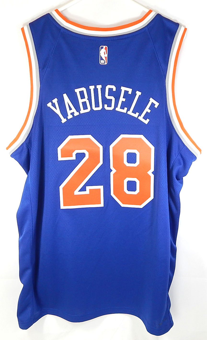 Guerschon Yabusele #28 NY Knicks Nike Swingman Icon Abu Dhabi Jersey Blue 44 M Pic2