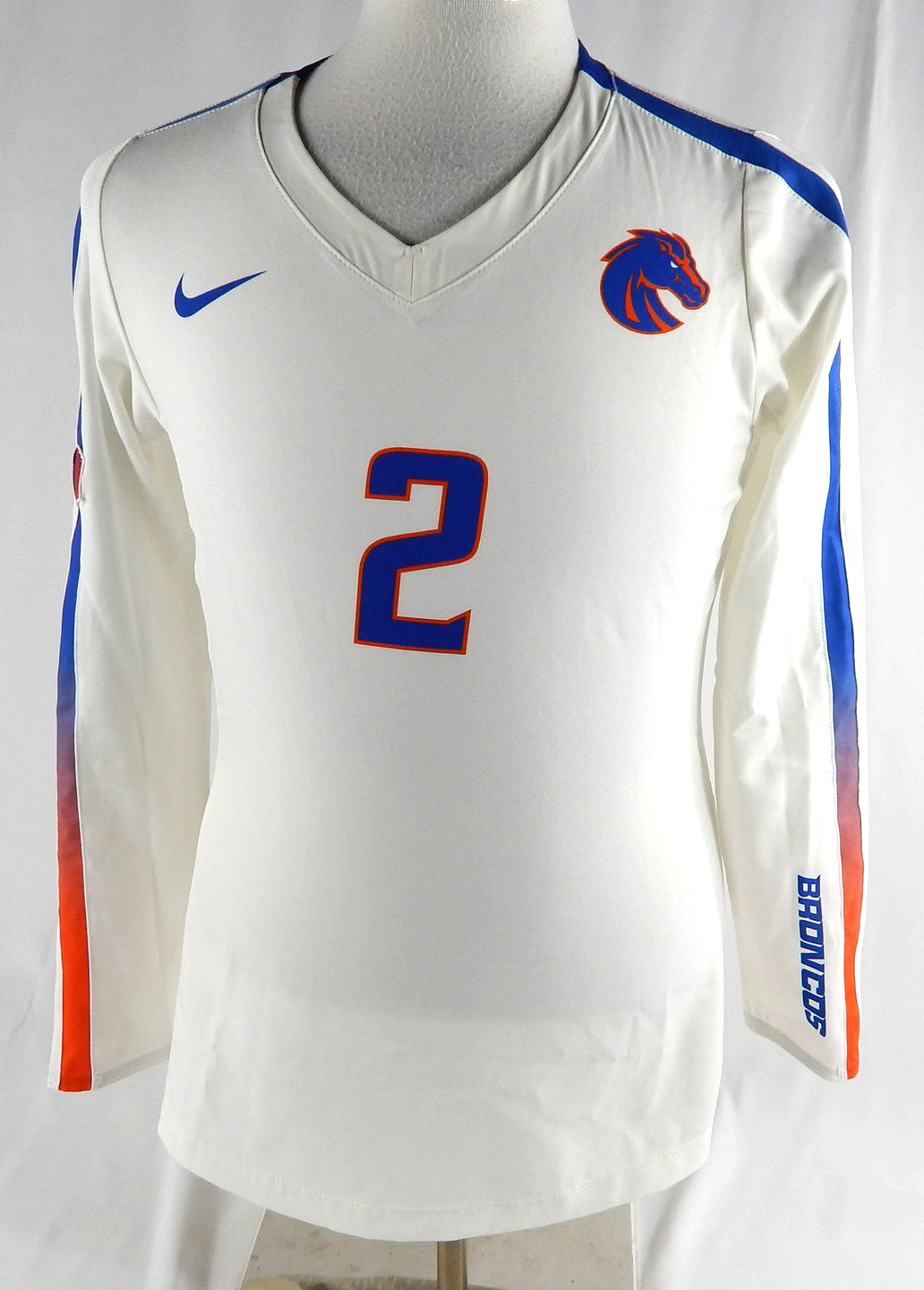 2018 Boise State Broncos #2 Game Used White Jersey Womens Volleyball M 827