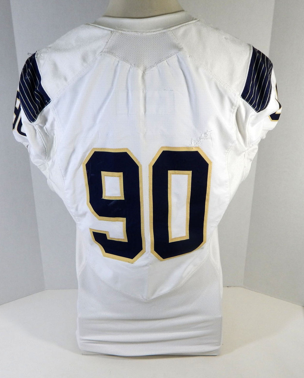 2017 Navy Academy Midshipmen #90 Game Used White Jersey Name Plate Removed 48 27 Pic2