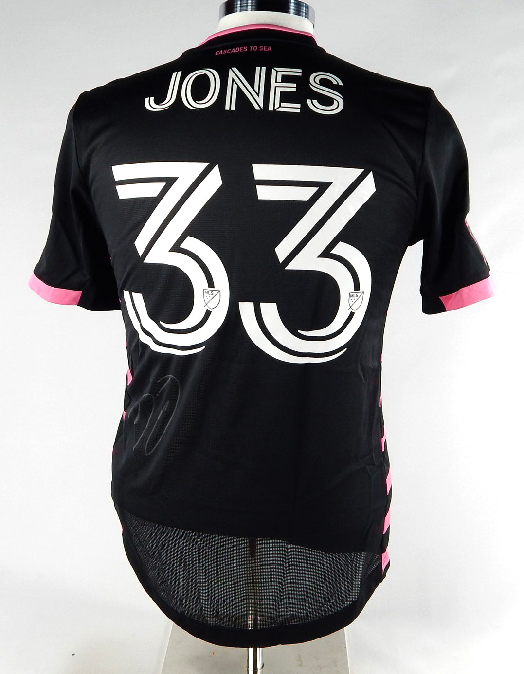 2020 Seattle Sounders FC Joevin Jones #33 Game Used Black Jersey MLS Soccer 9 Pic2