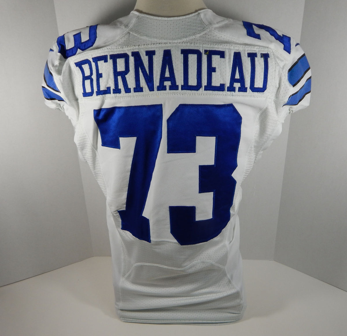 2015 Dallas Cowboys Mackenzy Bernadeau #73 Game Issued White Jersey DAL00024