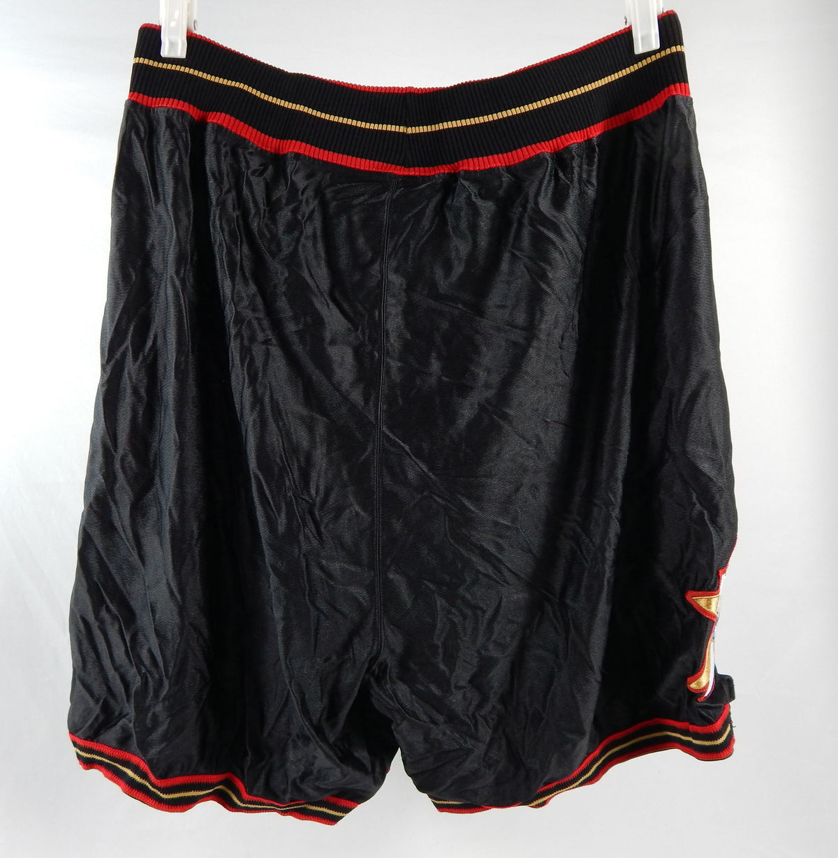 Late 1990s Early 2000s Philadelphia 76ers #1 Game Used Black Shorts 44 DP96212 Pic2