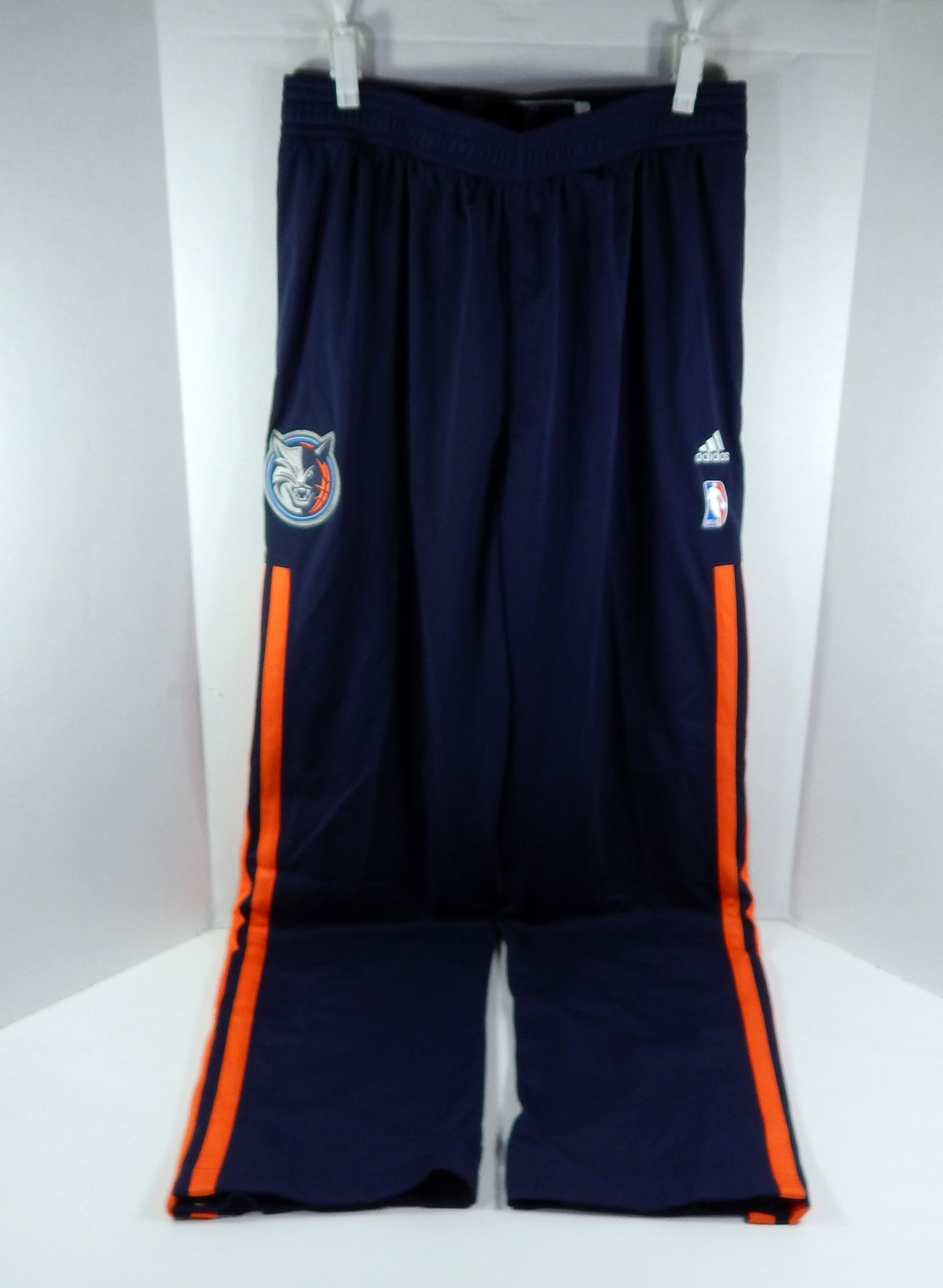 2013-14 Charlotte Bobcats Game Issued Navy Warm Up Pants XL+2 DP73853