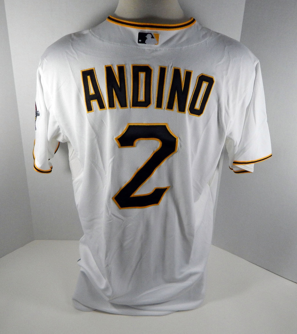 2013 Pittsburgh Pirates Robert Andino #2 Game Issued White Jersey PITT32934
