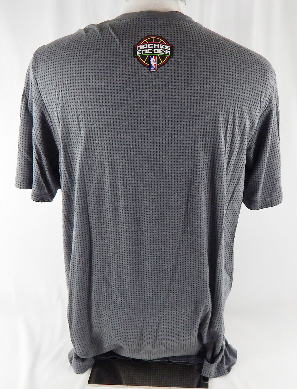 2016-17 Denver Nuggets Juancho Hernangomez #41 Game Used Grey Shooting Shirt 5 Pic2