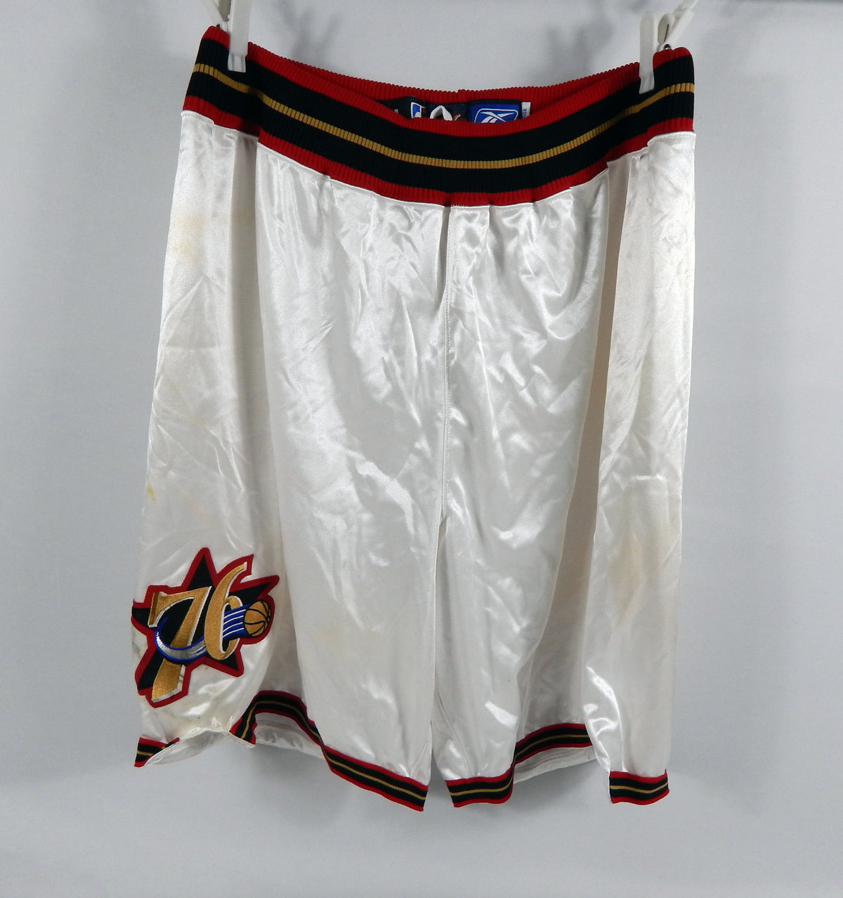 2000s Philadelphia 76ers Game Issued White Shorts 44+1 DP78892