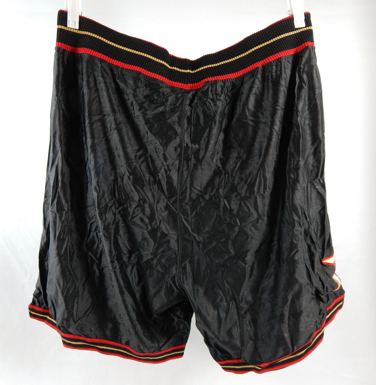 Late 1990s Early 2000s Philadelphia 76ers #21 Game Used Black Shorts 42 239 Pic2
