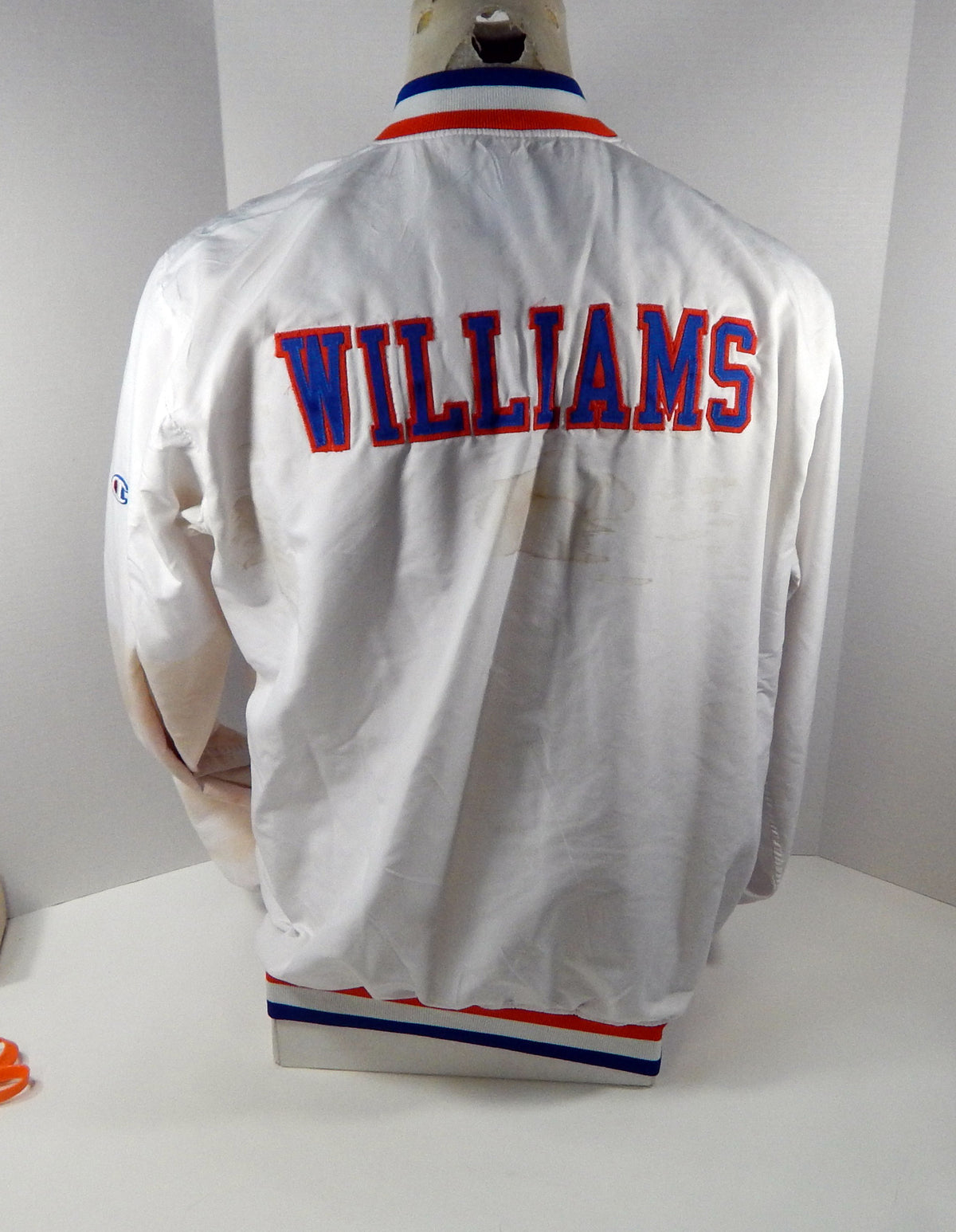 1993-94 Cleveland Cavaliers Hot Rod Williams #18 Game Used WarmUp Jacket 48 4 Pic2