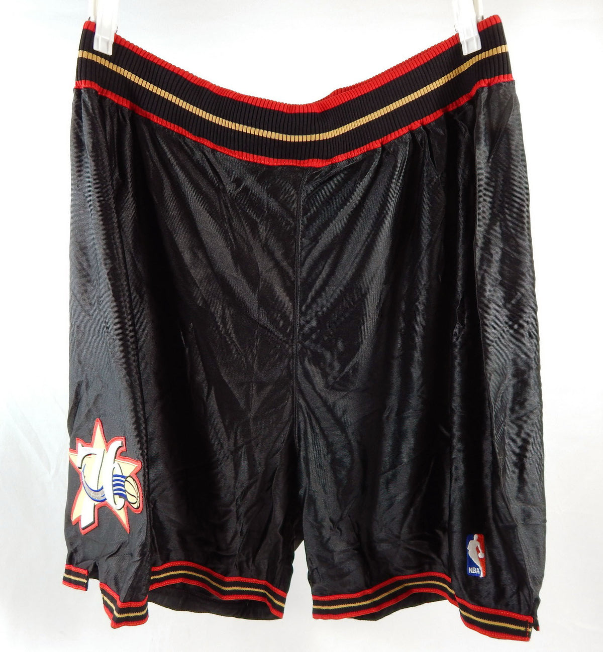 2002-06 Philadelphia 76ers Game Issued Black Shorts 44 280