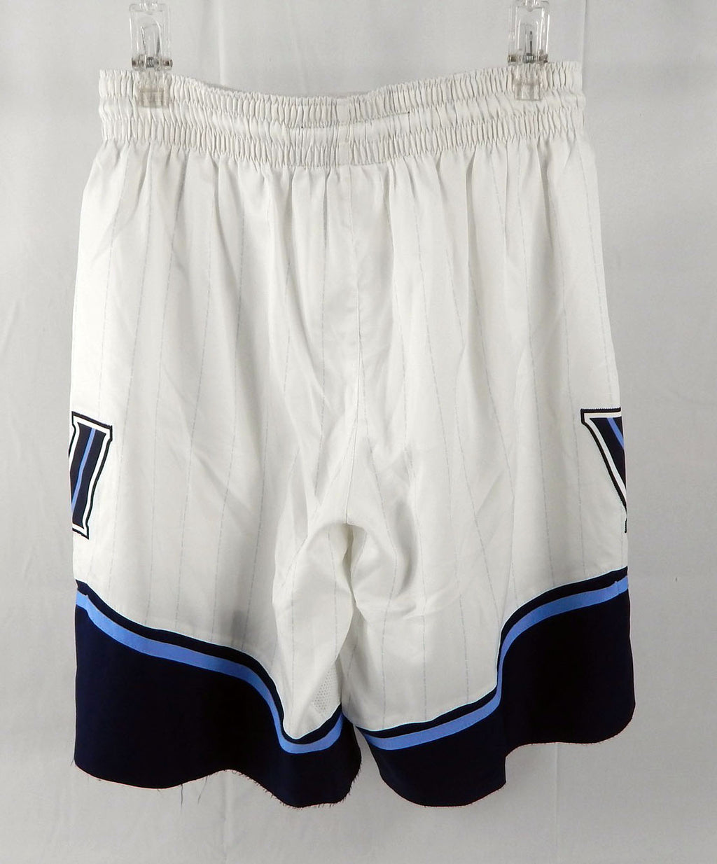 2021-22 Villanova Wildcats Mark Armstrong #2 Game Used White Shorts 34 373 Pic2